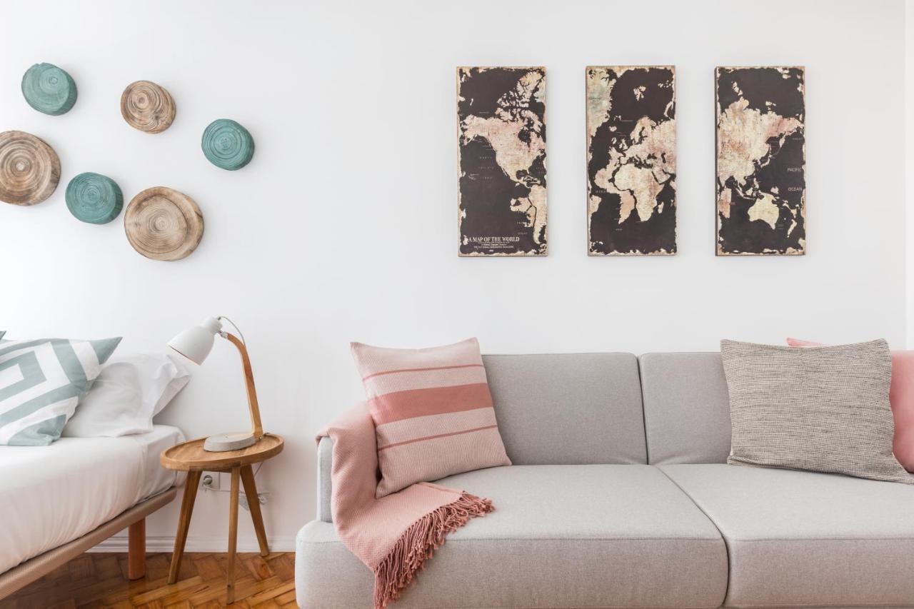 Stroll To Coffee Shops Near A Renovated Hillside Apartment In Graca Lizbona Zewnętrze zdjęcie